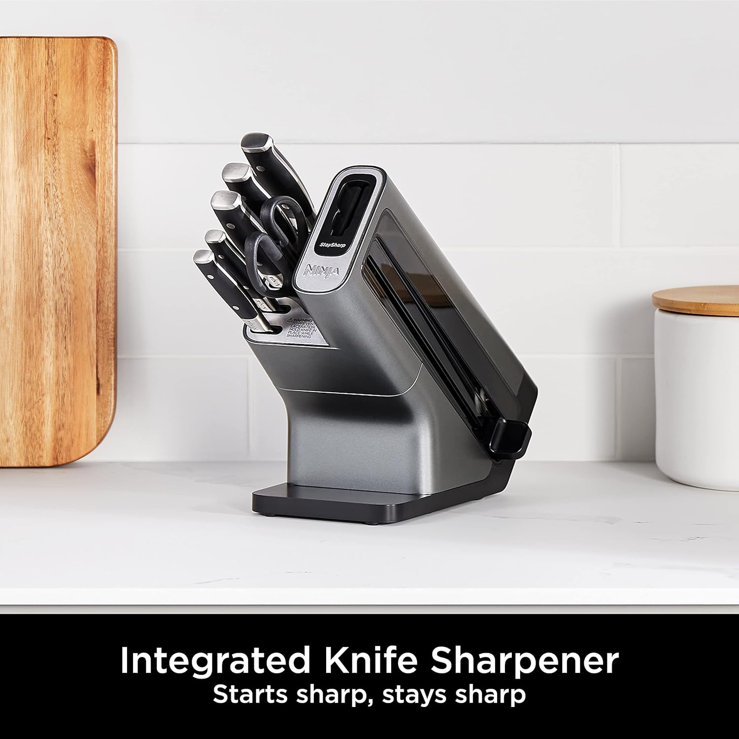 Ninja Foodi StaySharp Knife Block with Integrated Sharpener; 5 Knives and Scissors (1 pair), Sharp 6-Piece Knife Set; Chef, Bread, Slicing, Utility, Paring Knives & Scissors, Stainless Steel, K32006UK
