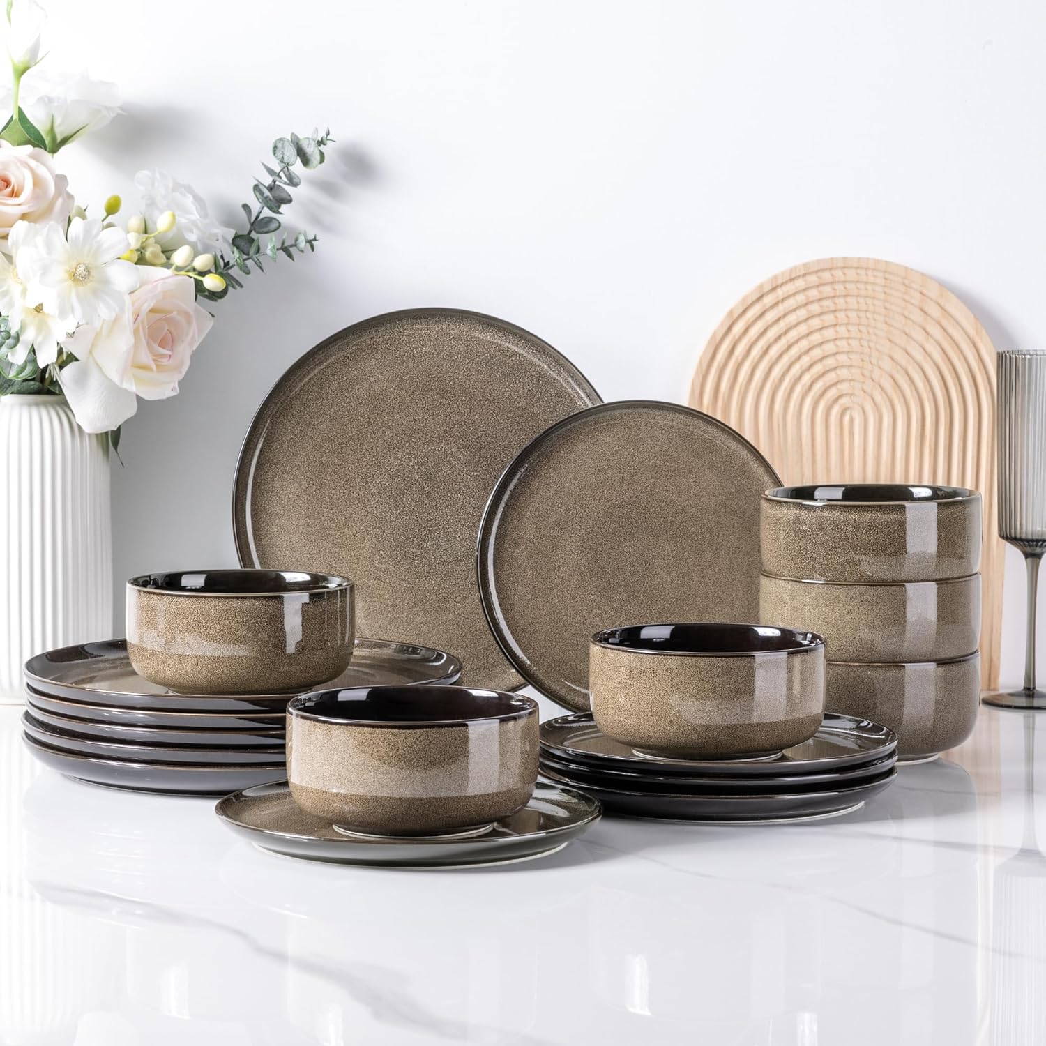 LeRatio Dinner Set for 6, 18 Piece Stoneware Plates and Bowls Set, Chip & Scratch Resistant Reactive Glazed Dinnerware Set, Dishwasher & Microwave Safe Crockery Set (Cappuccino, Service for 6)
